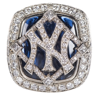 2009 New York Yankees World Series Championship Ring Presented To Charleston RiverDogs Manager Torre Tyson With Original Presentation Box